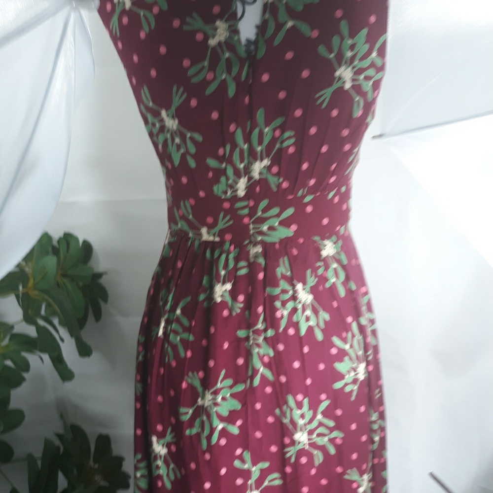 Dress - Picture 4 of 4